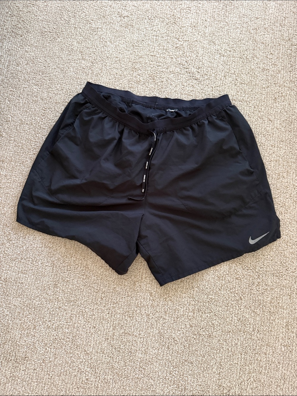 Nike Men’s Black Athletic Running Shorts with Reflective Swoosh Size XL